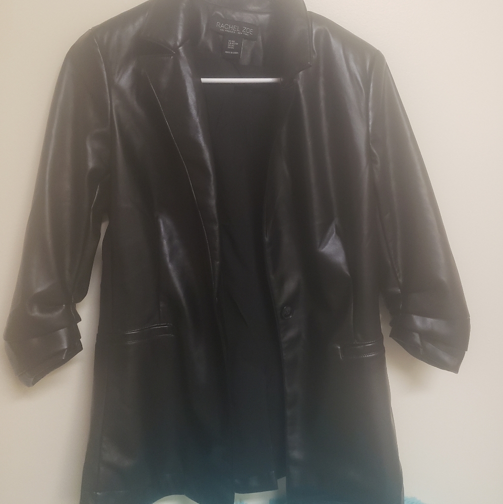 Quarter sleeve leather jacket blazer